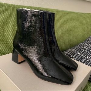 UO Kate Femme Essential Black Boot in Black